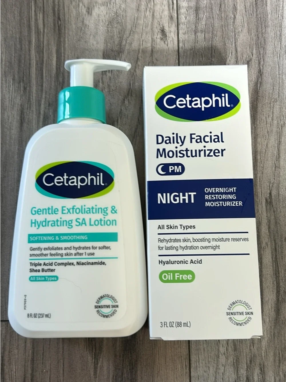 Cetaphil Gentle Exfoliating & Hydrating SA Lotion - White with Teal Pump